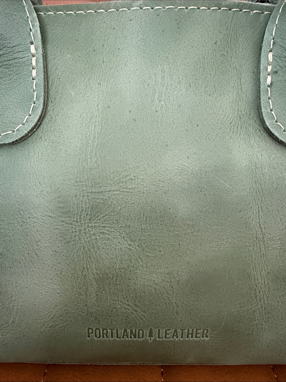 Portland Leather ~ SMALL Raindrop with Zipper~ CUCUMBER 🥒 👜 - Picture 2 of 15